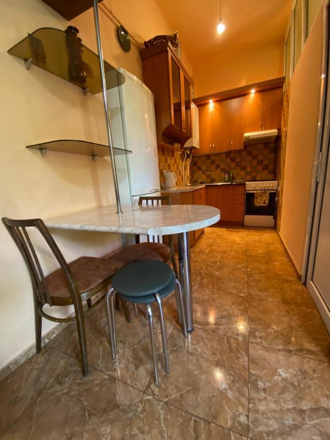Agora Arcs Apartment Erivan Exterior foto